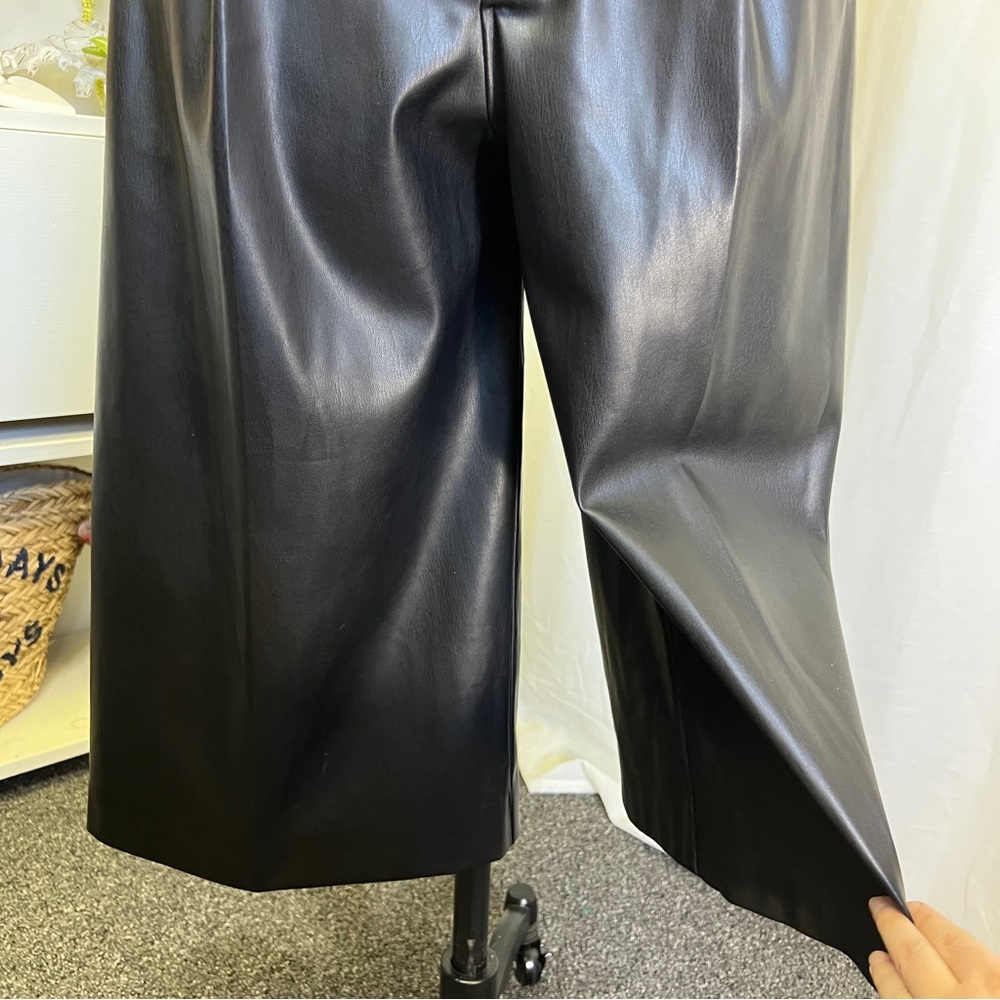 Mango Black Faux-Leather Gaucho Pants - Picture 4 of 16